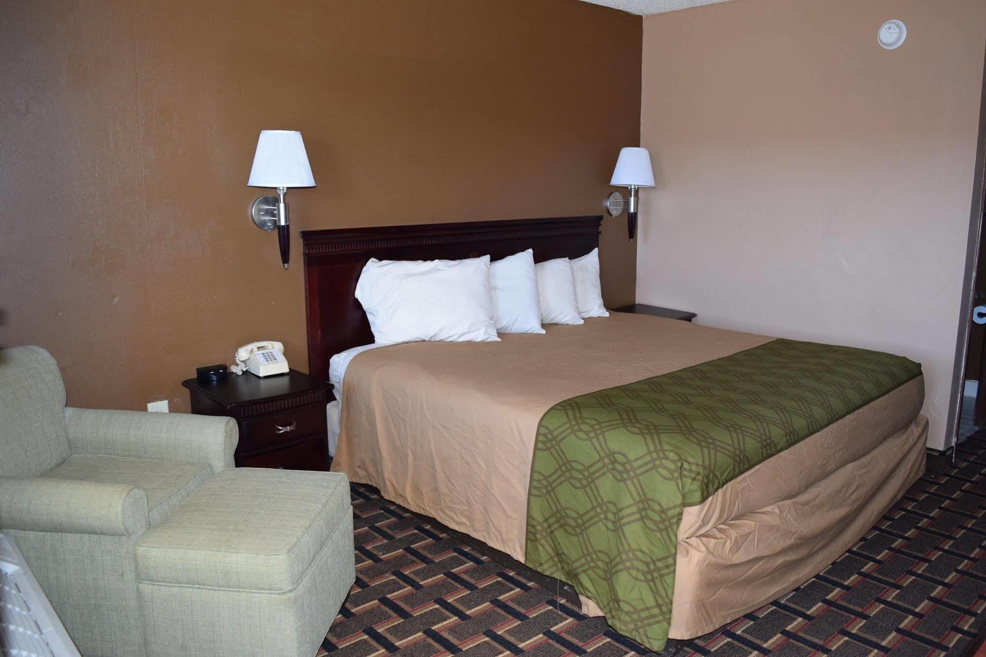 Econo Lodge Richburg Екстериор снимка